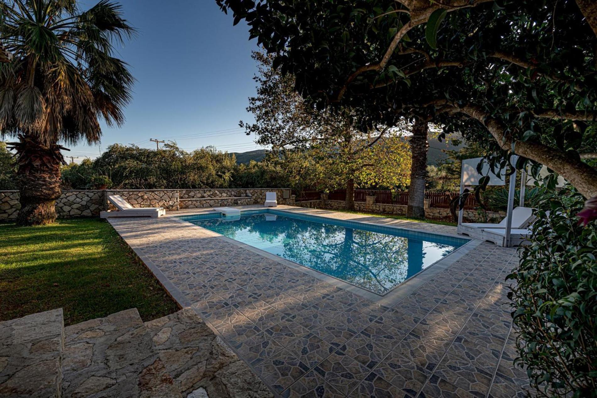 Eleonas Private Pool Fiolítis
